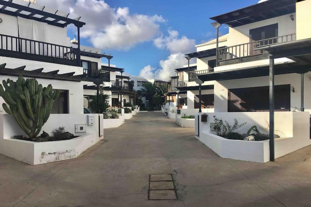 Duplex 3 Dormitorios Con Parking Privado Costa Teguise Kültér fotó